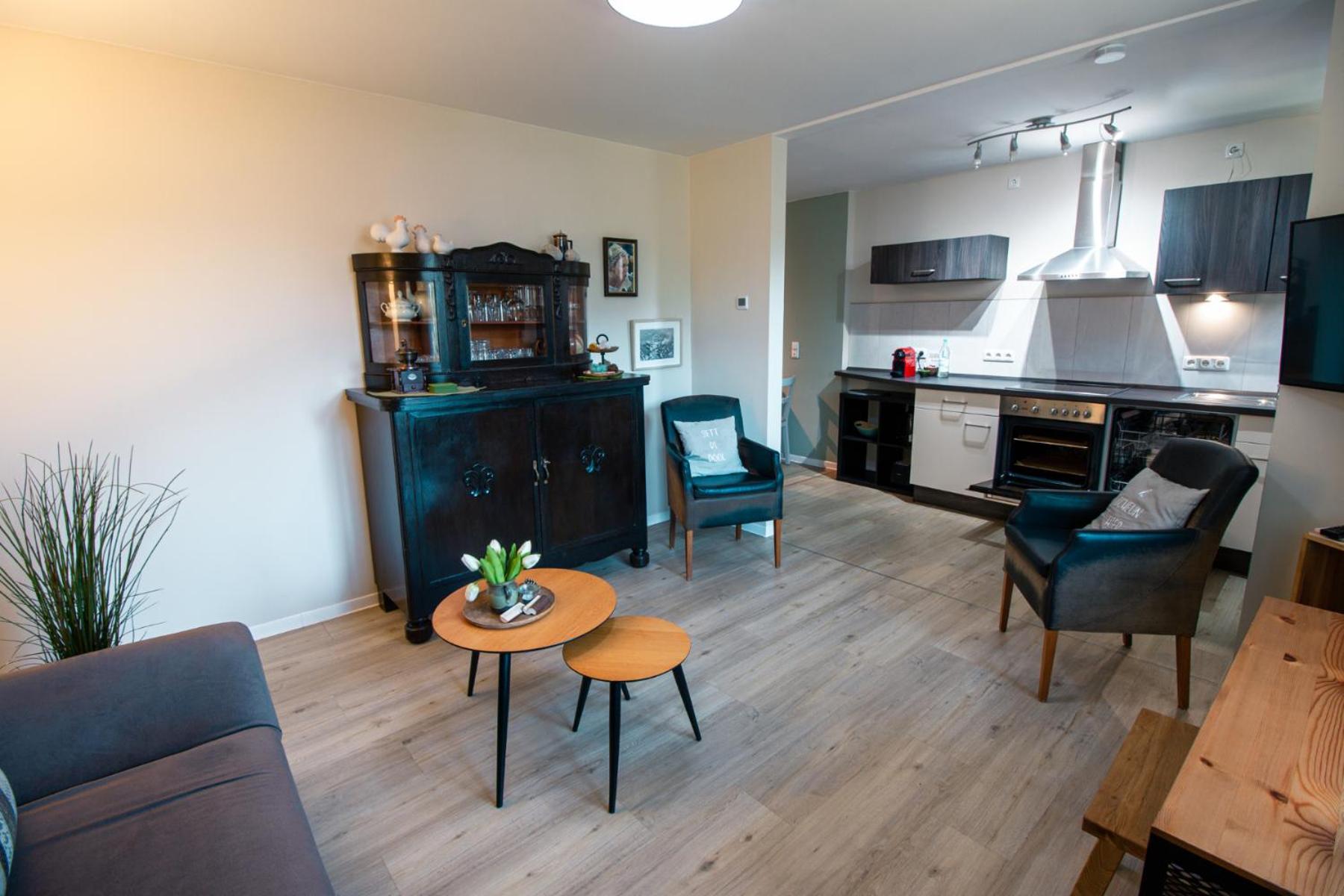 Apartment Meine 部屋 写真
